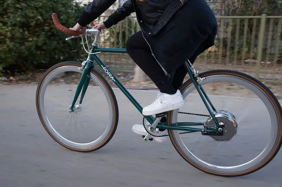 Easy E-Biking - e-bike city rider, helping to make electric biking practical and fun