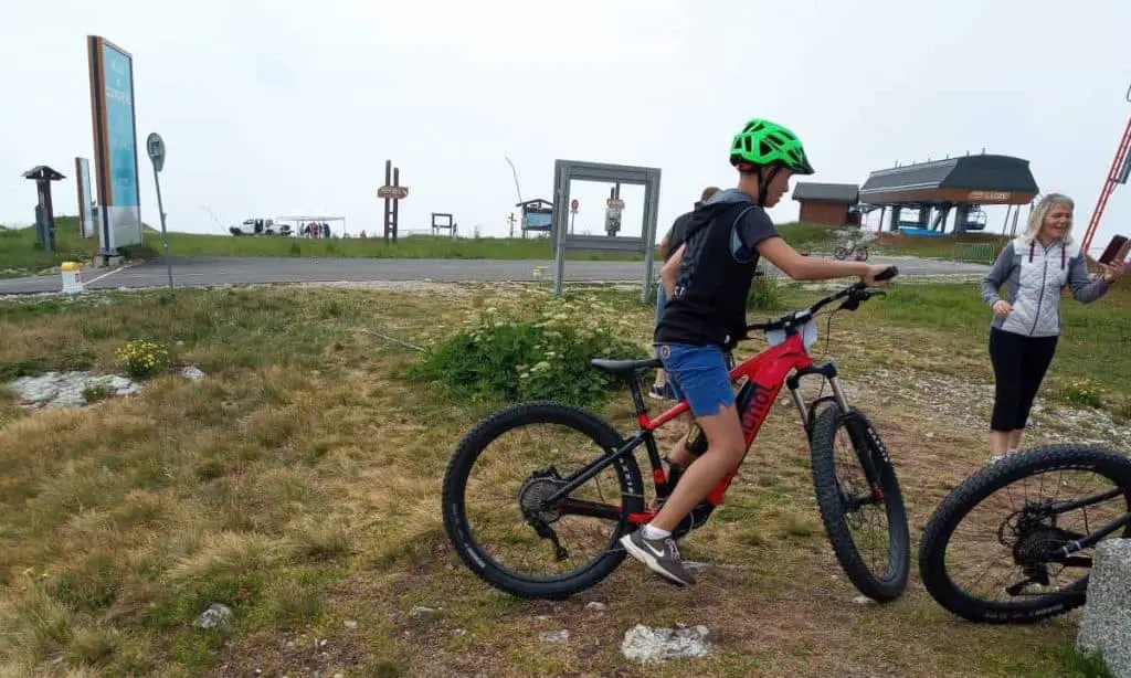 Easy E-Biking - boy e-bike mountains, helping to make electric biking practical and fun