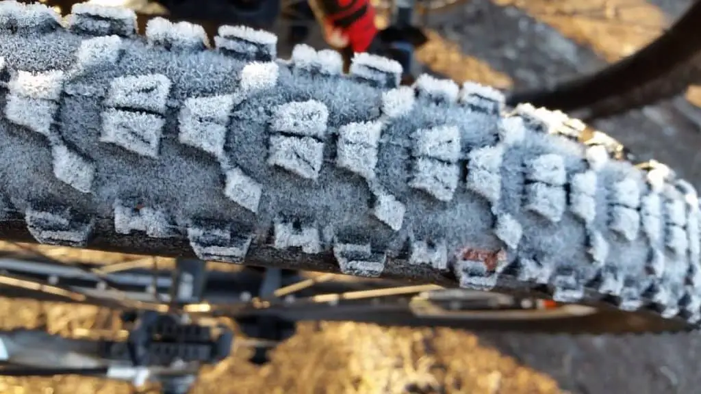 Easy E-Biking - e-bike winter tire snow, helping to make electric biking practical and fun
