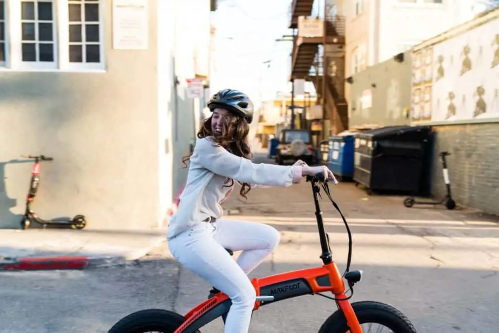 Easy E-Biking - Folding electric bike, helping to make electric biking practical and fun