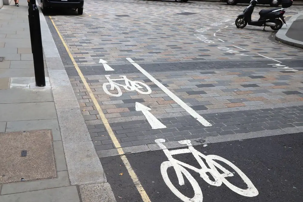 Easy E-Biking - London city bike lane, helping to make electric biking practical and fun